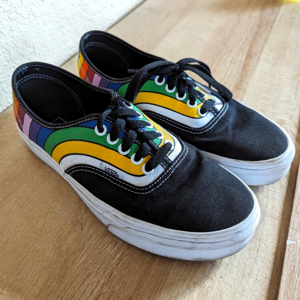 Vans Refract Rainbow 🌈 classic sneakers